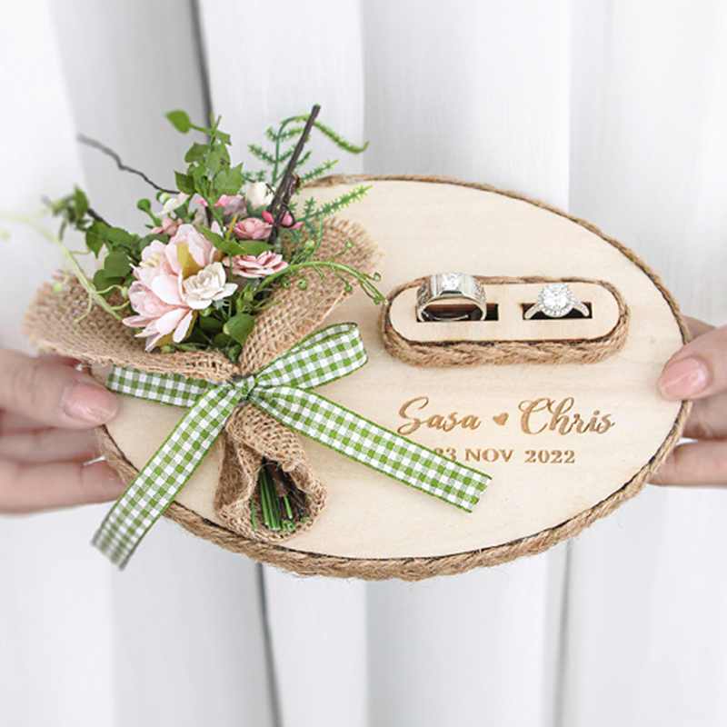 Al Ain Jewelry & Watches Exhibition 2025 - Boîte d'oreiller ovale personnalisée en bois,