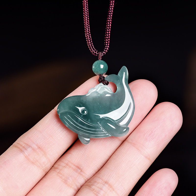 Jewelry & Watches Sp Z Oo Opinie - Collier pendentif baleine en jadéite birmane