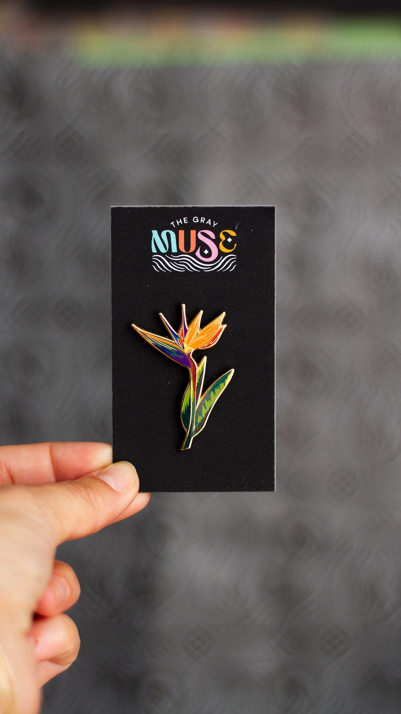 Broche en émail dur pour plant - Paradise Jewelry & Watches Llc Miami Photos avis et prix