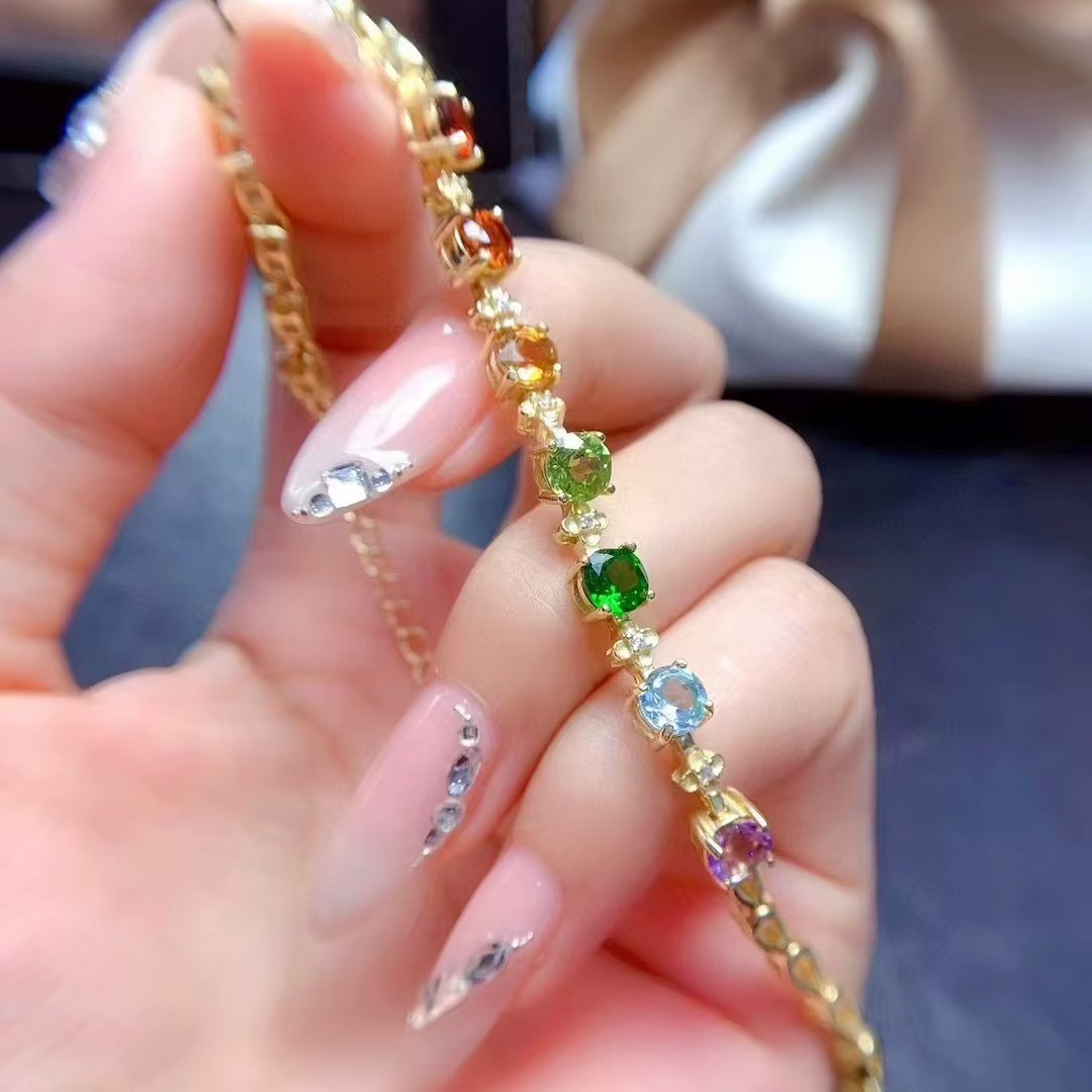 Boutique de bijoux pour femmes - Al Ain Jewelry & Watches Exhibition 2025 avis et prix