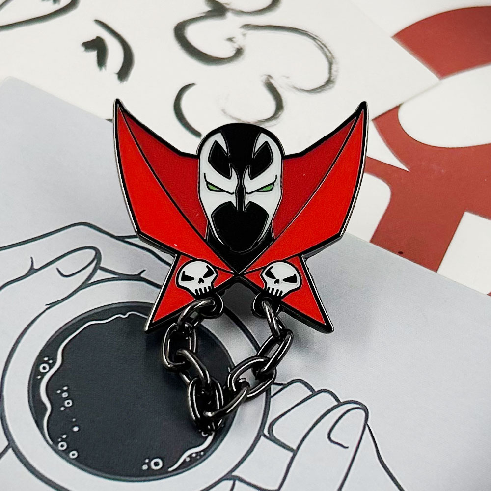 Al Simmons Badge héros sombre  - Al Ain Jewelry & Watches Exhibition 2025 avis et prix