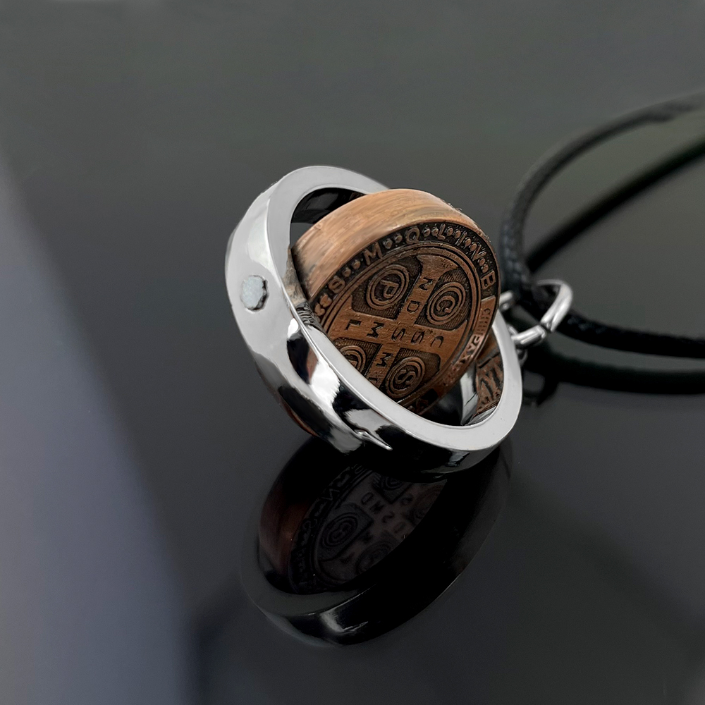 Nouveau collier médaille Saint - Jewelry & Watches Sp Z Oo Opinie avis et prix